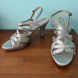 Naturalizer Silver Glitter Dress Sandals